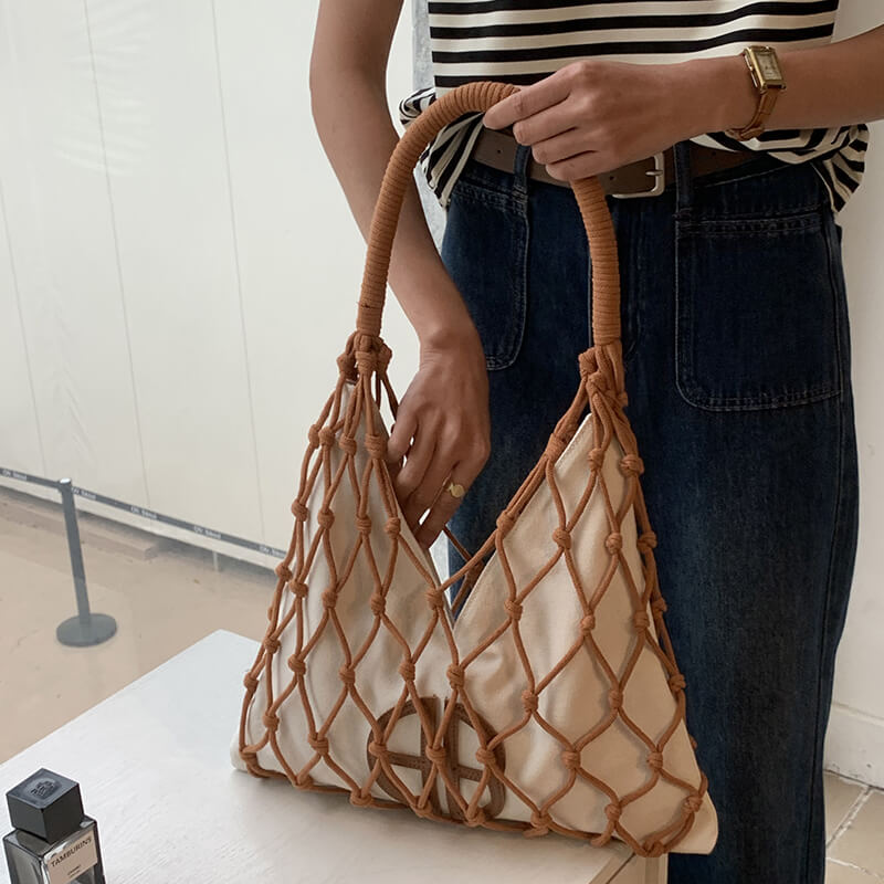 Bolsa Feminina em Trama Artesanal Pietra