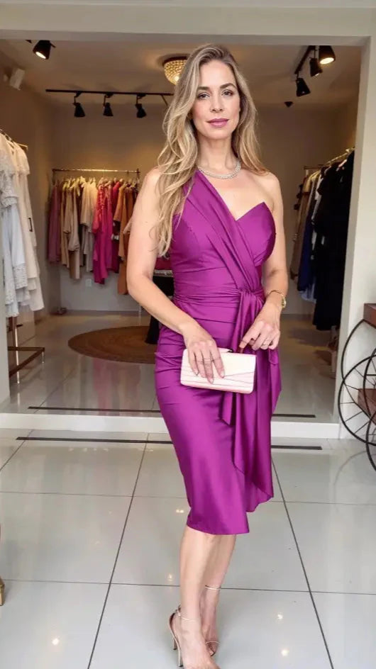 Vestido Sophia – Modernidade e Glamour em Cada Curva!
